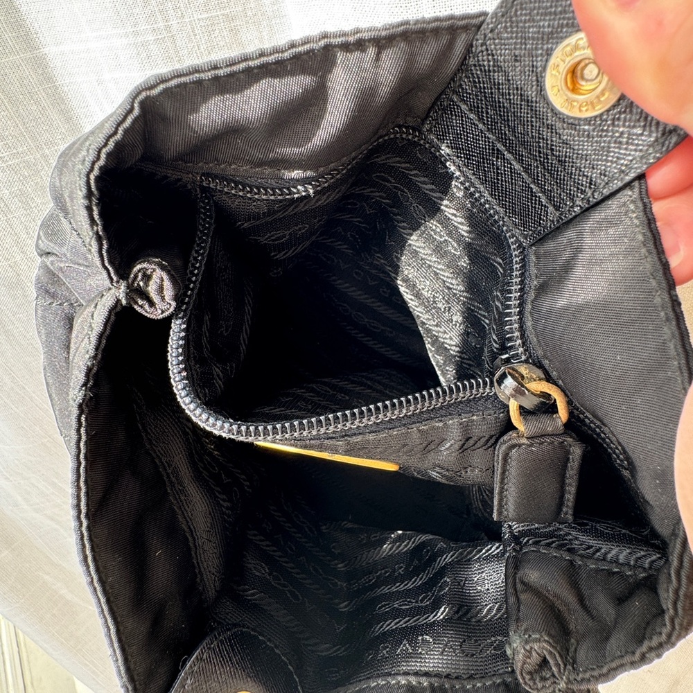 Prada Vintage Black Nylon Quilted Shoulder Bag - Picture 8 of 9
